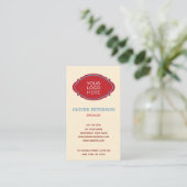 Carte de visite avec logo sur fond vintage. (Debout devant)