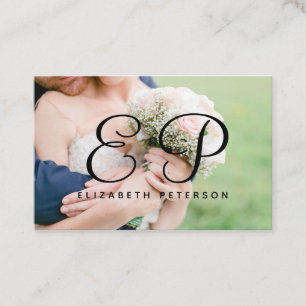 Carte de visite avec monogramme dans un style simp