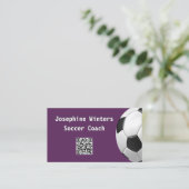 Carte De Visite Balle de Football Violet QR Code Minimal Entraîneu (Debout devant)