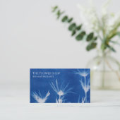 Carte de visite bleu fleur (Debout devant)