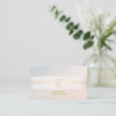 Carte De Visite Blush Élégant Monogramme Perle Professionnel (Debout devant)
