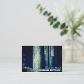 Carte De Visite Cabine Déplaisant de l'enquêteur paranormal (Debout devant)