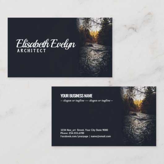 Carte De Visite Capture verticale d'une rivière au milieu d'arbres (Devant / Derrière)