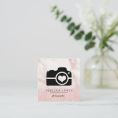 Carte De Visite Carré caméra sur pierre de marbre rose (Debout devant)