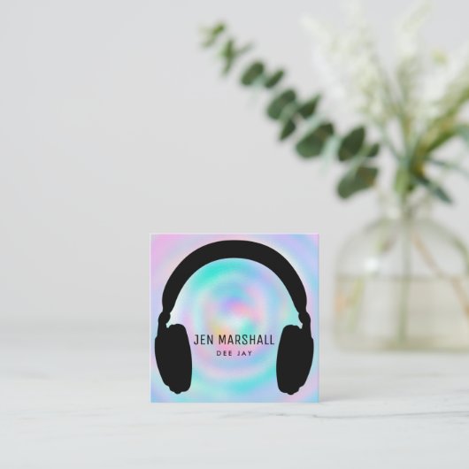 Carte De Visite Carré Casques DJ sur arrière - plan faux holographique (Debout devant)
