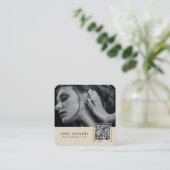 Carte De Visite Carré Code-barres scannable beige QR code photo (Debout devant)