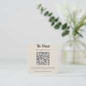 Carte De Visite Carré Code QR de détails de mariage à monogramme neutre (Debout devant)