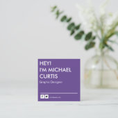 Carte De Visite Carré Code QR du concepteur graphique moderne violet (Debout devant)