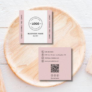 Carte De Visite Carré Code QR Logo Boulangerie Médias Sociaux Rose Pâle