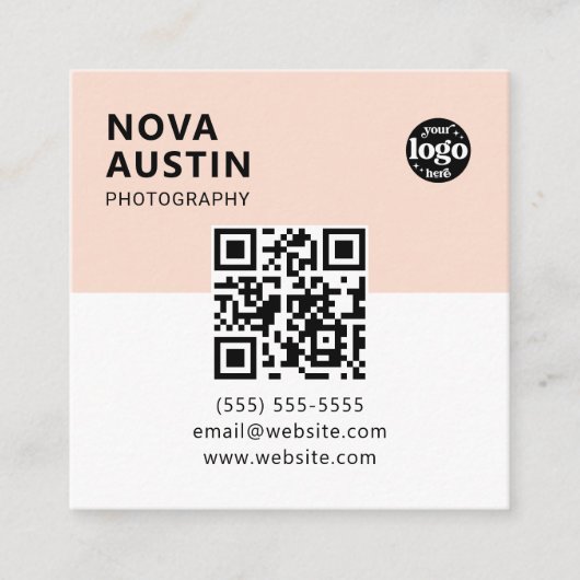 Carte De Visite Carré Code QR moderne personnalisé Bold Minimal Company  (Devant)