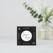 Carte De Visite Carré Code QR noir et blanc unique (Debout devant)