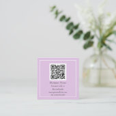 Carte De Visite Carré Code QR professionnel Scannable violet Lilac (Debout devant)