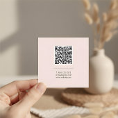 Carte De Visite Carré Code QR Rose Pâle Maquillage Féminin Minimaliste