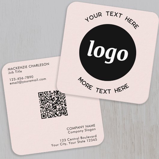 Carte De Visite Carré Code QR Simple Logo et Texte Rose Pâle