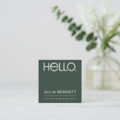 Carte De Visite Carré Conception de typographie moderne « Hello » (Debout devant)