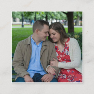 Carte De Visite Carré Couple romantique assis près ensemble