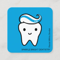 Dent mignonne avec dentifrice Dentiste