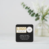 Carte De Visite Carré Élégant Logo Code QR Scan Site Web Noir Blanc (Debout devant)