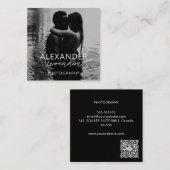 Carte De Visite Carré Élégant moderne noir script photo minimal QR Code (Devant / Derrière)
