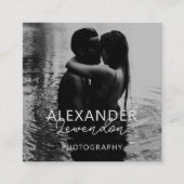 Carte De Visite Carré Élégant moderne noir script photo minimal QR Code (Devant)