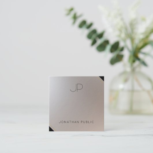 Carte De Visite Carré Elégant or argent Monogramme moderne Modèle Luxe (Debout devant)