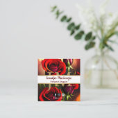 Carte De Visite Carré Elégant Rouge Roses Or (Debout devant)