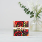 Carte De Visite Carré Elégant Rouge Roses Or (Debout devant)