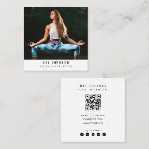 Carte De Visite Carré Instructeur de fitness Yoga moderne QR Code