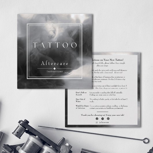 Carte De Visite Carré Instructions postérieures de tatouage d'encre noir