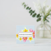 Carte De Visite Carré Le beau Plumeria fleurit l'accent tropical (Debout devant)