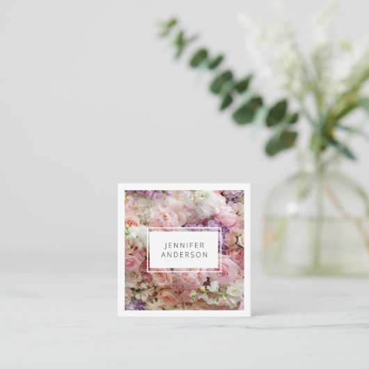 Carte de visite carré moderne à fleurs (Debout devant)