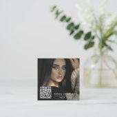 Carte De Visite Carré Moderne Minimale Simple Photo QR Code Médias socia (Debout devant)