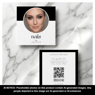 Carte De Visite Carré Ongles de photo en noir et blanc Code QR Réseaux s