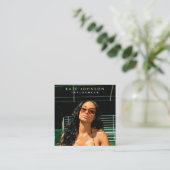 Carte De Visite Carré Photo d'Influenceur moderne Code QR Médias sociaux (Debout devant)