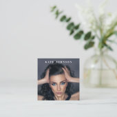 Carte De Visite Carré Photo simple moderne 2 QR Code Médias sociaux (Debout devant)