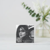 Carte De Visite Carré Photo simple moderne Code QR Médias sociaux (Debout devant)