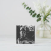 Carte De Visite Carré Photographe Minimal Photo QR Code Social Media (Debout devant)