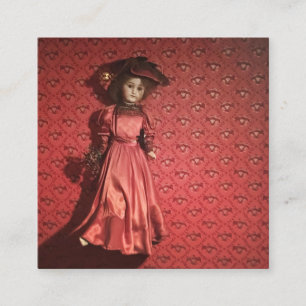 Carte De Visite Carré poupée sur un mur