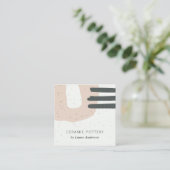 CARTE DE VISITE CARRÉ TEXTURE CÉRAMIQUE ABSTRAITE CHIC PEACH PINK SPECKÉ (Debout devant)