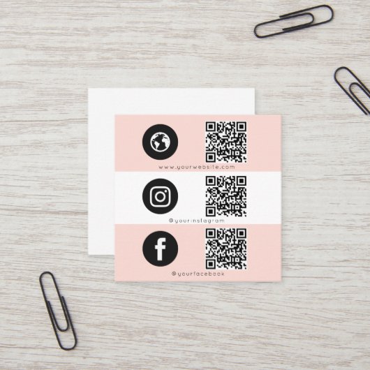 Carte De Visite Carré Triple Icon QR Code Social Media Rose Feminine (Devant/Arrière en situation)