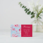 Carte de visite chic 3 de roses (Debout devant)