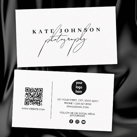 Carte De Visite Chic blanc Signature Script QR Code Médias sociaux