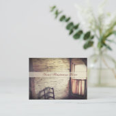 Carte De Visite Chic Chaise de fenêtre éclairée par soleil antique (Debout devant)