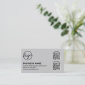 Carte De Visite Code QR de logo gris clair professionnel moderne (Debout devant)