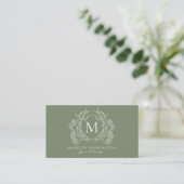 Carte De Visite Code QR de monogramme à couronne florale vert saug (Debout devant)