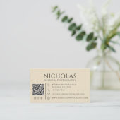 Carte De Visite Code QR de photographe de mariage en lin faux mode (Debout devant)