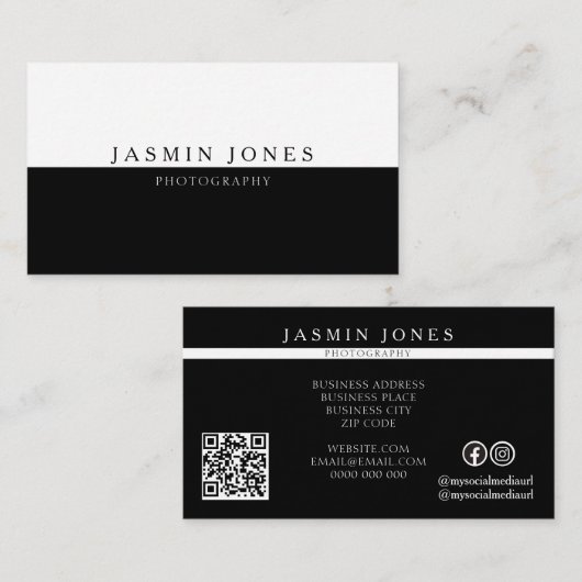 Carte De Visite Code QR de photographie moderne en noir et blanc (Devant / Derrière)