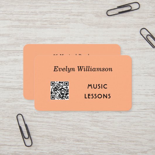 Carte De Visite Code QR de professeur de musique élégant pêche (Devant/Arrière en situation)