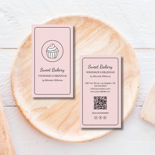 Carte De Visite Code QR Logo Gâteau Cupcake Boulangerie Moderne Ro