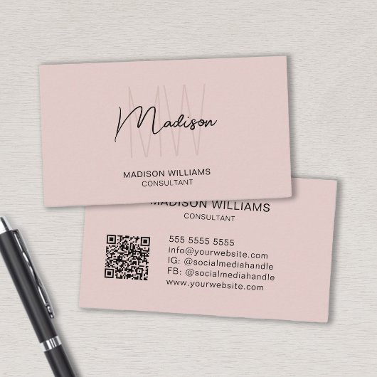 Carte De Visite Code QR Logo Monogramme Moderne Rose Pâle Consulta